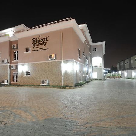 Sheer Luxury Apartments&Suites Abuja Buitenkant foto